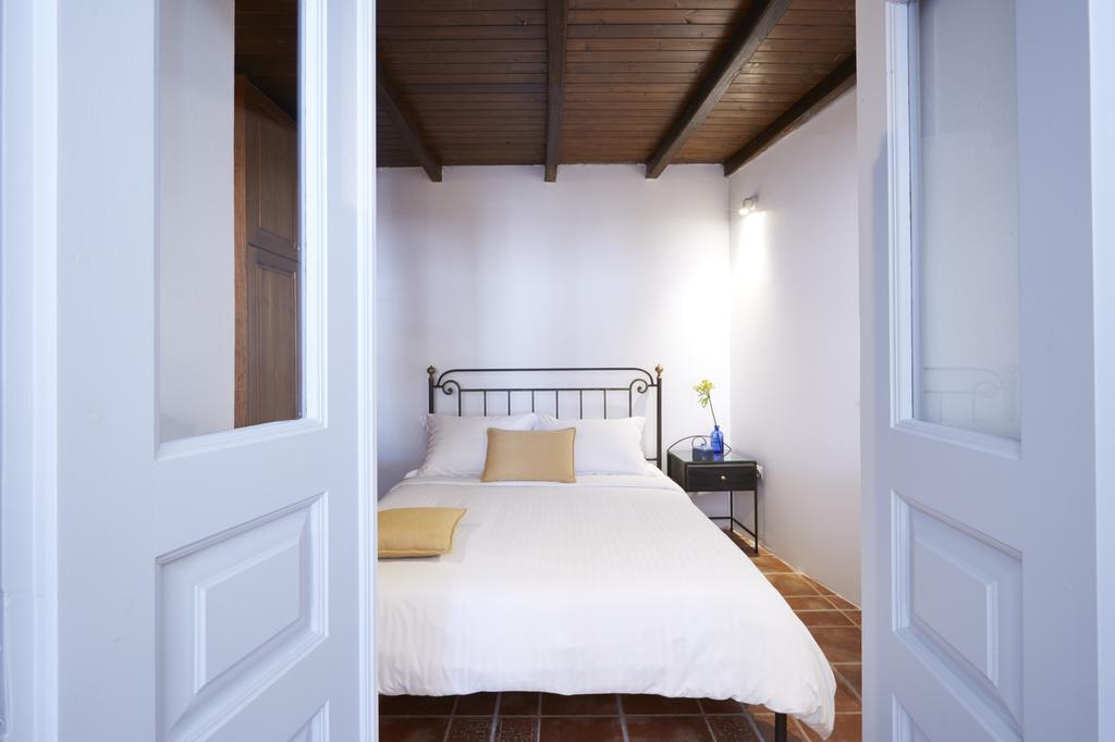 Pyrgos Houses By Voreina Exterior photo