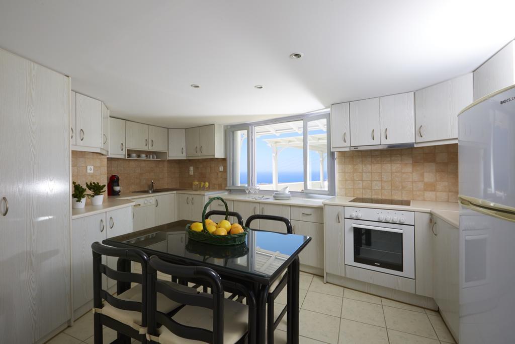 Pyrgos Houses By Voreina Exterior photo